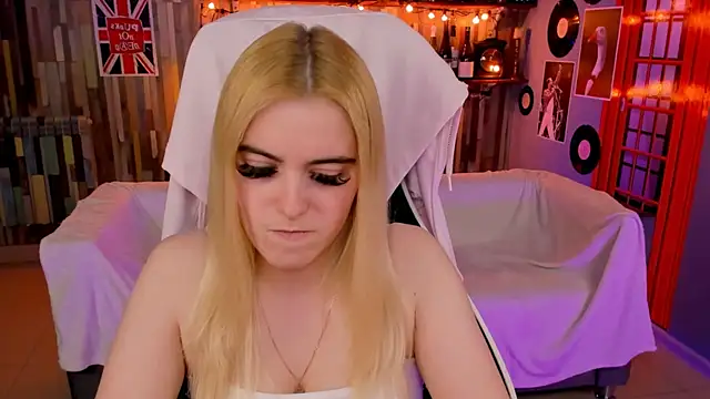 Stef_Nicks' Live Chat Room