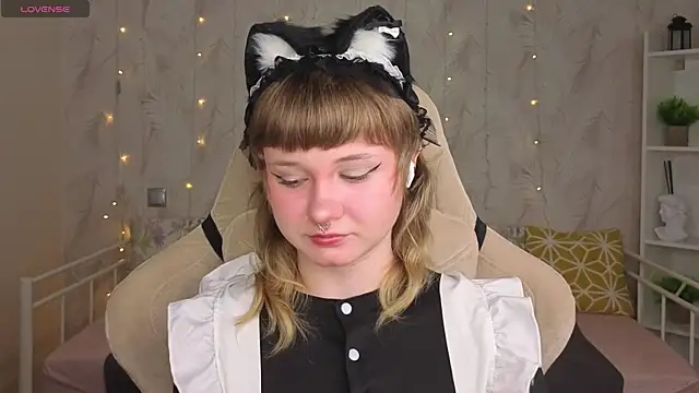 Sala de chat en directo de Tori_Cutie