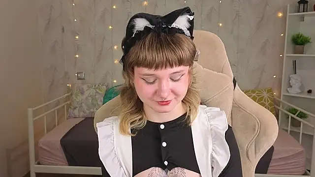 Pokój czatu na żywo – Tori_Cutie