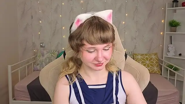 Tori_Cutie: онлайн-чат