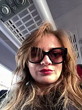 IsabellaEtha Adlı Modelin Canlı Sohbet Odası