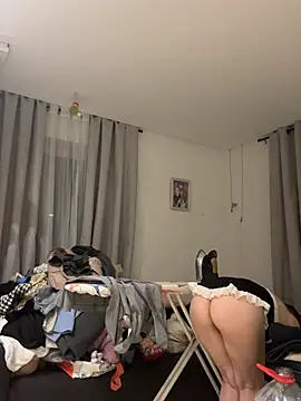 Phòng Chat Trực Tiếp IsabellaEtha