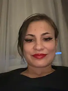 IsabellaEtha Adlı Modelin Canlı Sohbet Odası