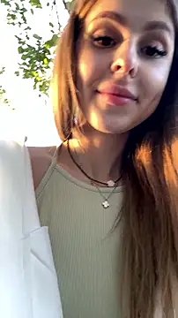 Živá chatovací místnost Lina_Away