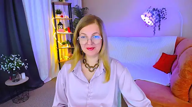 YourUniverser's Live XXX Chat
