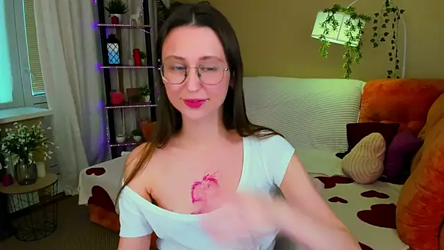 Živá chatovací místnost YourLovellyStory
