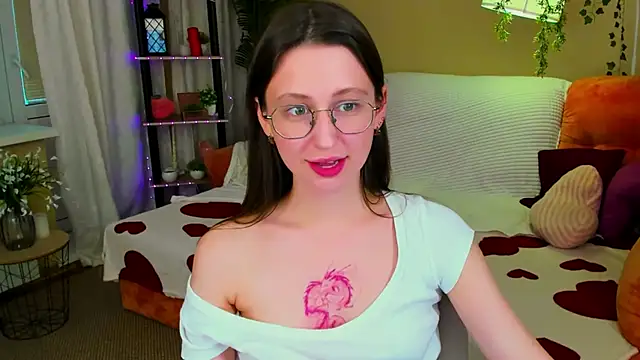 YourLovellyStory Ruang Obrolan Langsung