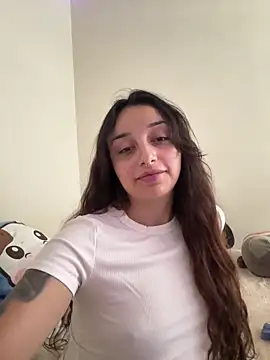 CharmingMaddie чат на живо