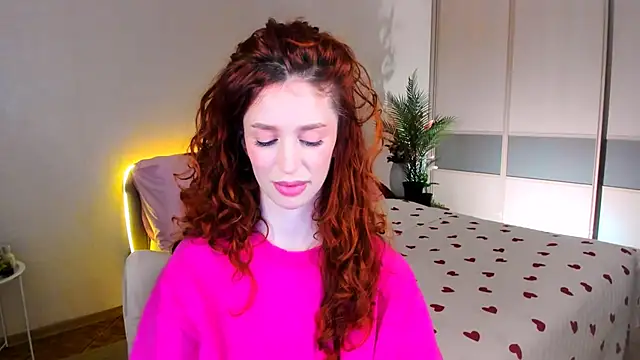 ChristinaConteeree Adlı Modelin Canlı Sohbet Odası