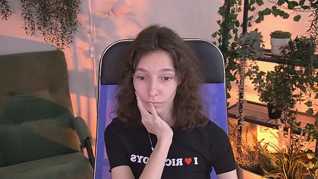 Živá chatovací místnost EmmanuellBrown