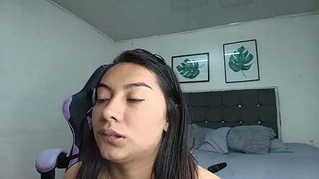 Živá chatovací místnost Janne_