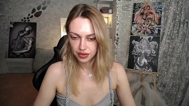 Pokój czatu na żywo – NickyAdamidi