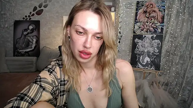 חדר צ'אט בשידור חי של NickyAdamidi