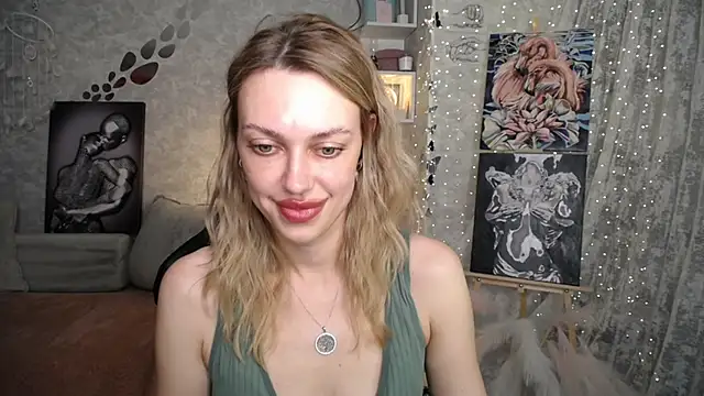 NickyAdamidi élő chatszobája