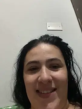 IvettSt_ Adlı Modelin Canlı Sohbet Odası