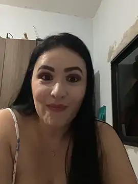 IvettSt_ Adlı Modelin Canlı Sohbet Odası