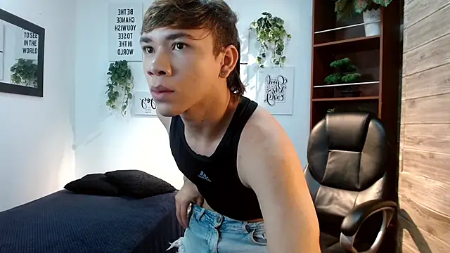 Seks show uživo modela nathanclay na kameri
