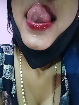 Your_Favourite_Madhuri live-chat rom