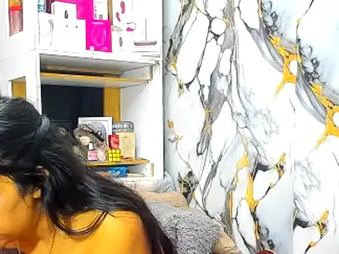 Živá chatovací místnost indiandesire4u69