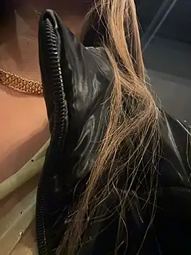 Chatroom en direct de Nina_velvet01