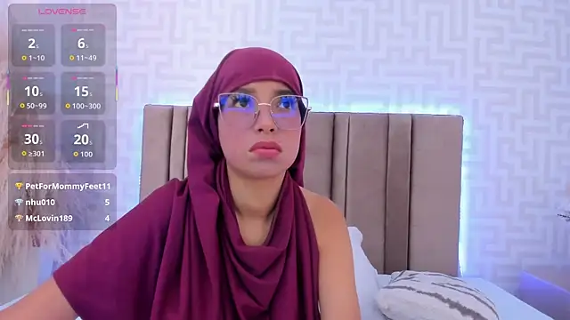 naishaa_ – Kamerová šou