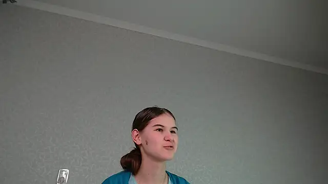 Chat soba uživo modela litle_owl