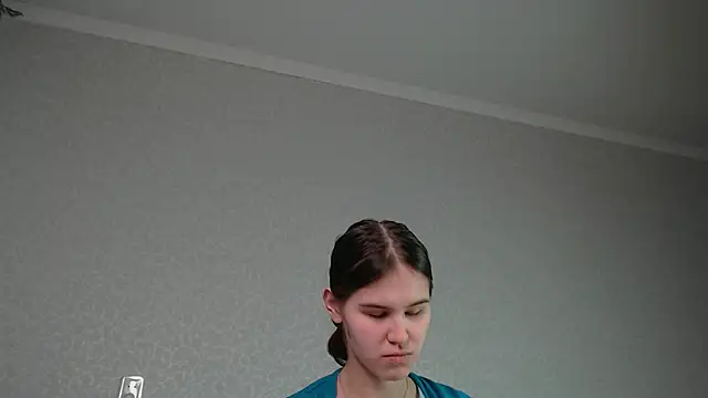 litle_owl élő chatszobája