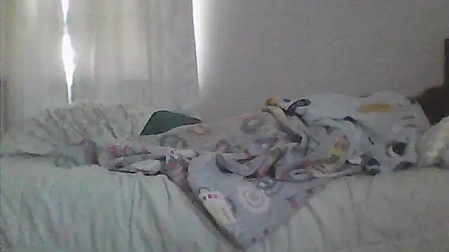 Chat soba uživo modela sarahkat86