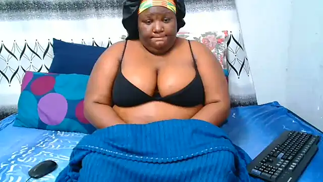 Živá chatovací místnost ChubbyBoobsxxx