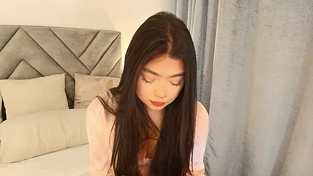 Živá chatovací místnost sara_owens7