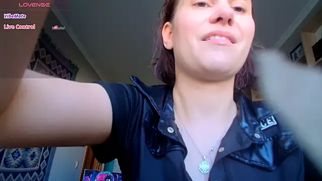 worsh1p_me – live chatrum