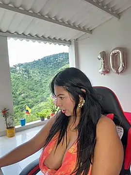 Phòng Chat Trực Tiếp Camiibunny