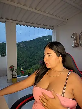 Camiibunny 现场聊天室