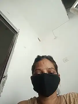 risky_women's Live Chat Room