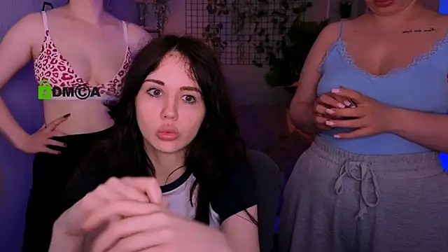 חדר צ'אט בשידור חי של riley_sanders