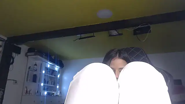 Živá chatovací místnost Mielarae22