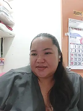 ห้องแชทสดของ LianaCruzado
