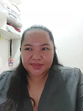 LianaCruzado live-chat rom