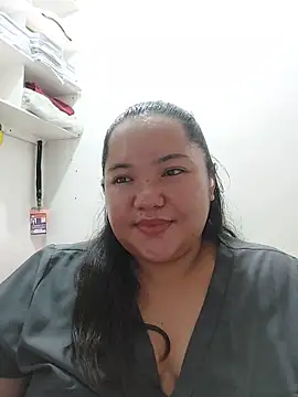 Sala de chat ao vivo de LianaCruzado