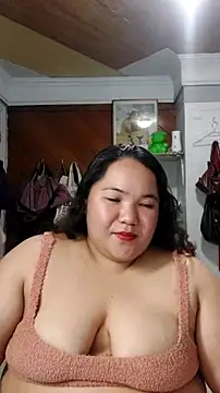 LianaCruzado Live Chatraum