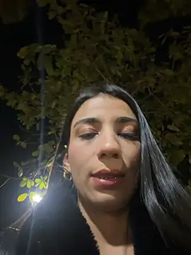 غرفة دردشة Carolina_1111 المباشرة