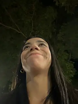 Carolina_1111 – Naživo chatovacia miestnosť