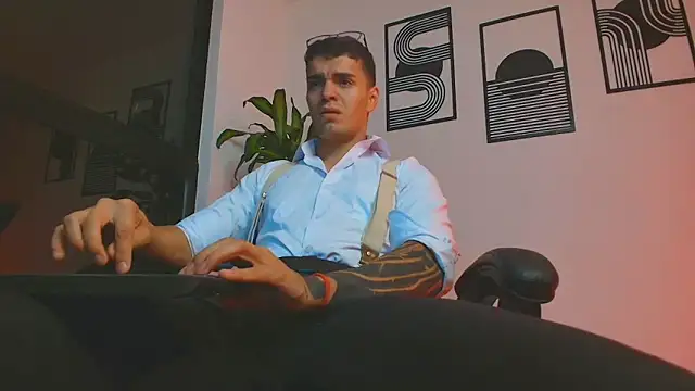 ALPHA_DOMINUS_ – live sex-cam-show