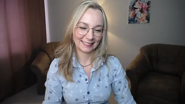Živá chatovací místnost Ava_Elior