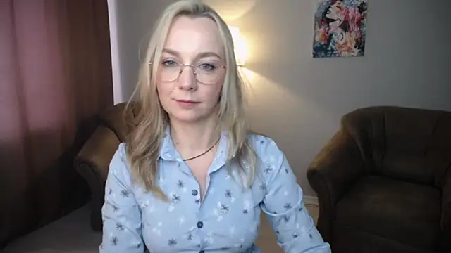Pokój czatu na żywo – Ava_Elior