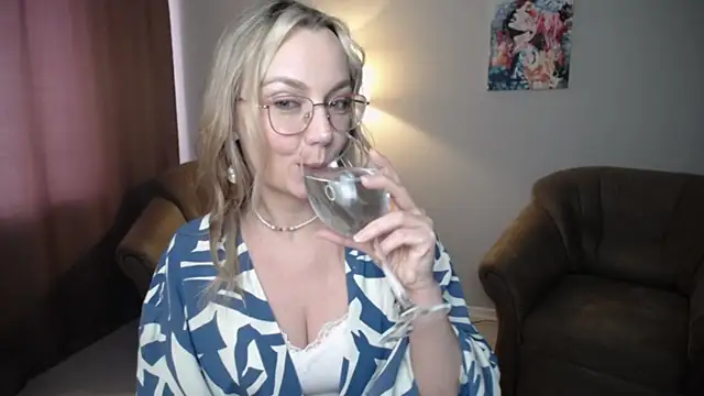 Ava_Elior – live chatrum