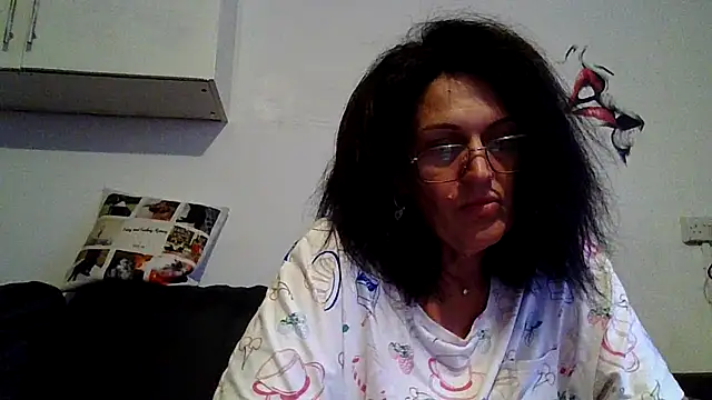 RubyyRosee live-chat rom