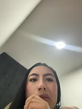 Megara_25 – live chatrum