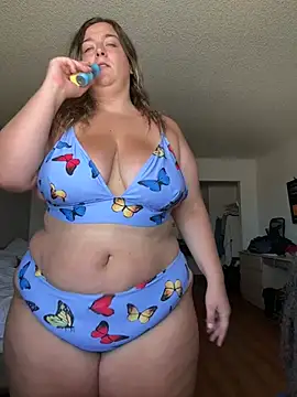 Angelbabyyy6969's Live Chat Room