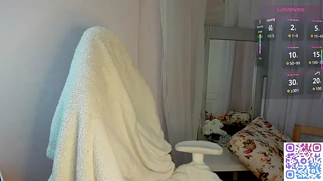 Marie_Ellie Adlı Modelin Canlı Sohbet Odası